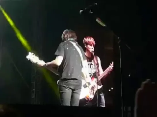 [FanCam] CNBLUE - Love 24/08/2013