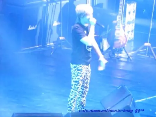 [FANCAM] Концерт Take FTISLAND  в Шанхае - PAPER PLANE 19/01/13