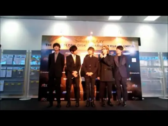 Интервью с FTISLAND - 27th Golden Disk Awards 15/01/2013