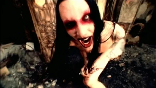 Marilyn Manson - Sweet Dreams (1995)