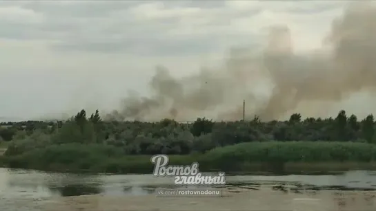 Пожар в районе Каратаевского моста 22.6.2019 Ростов-на-Дону Главный