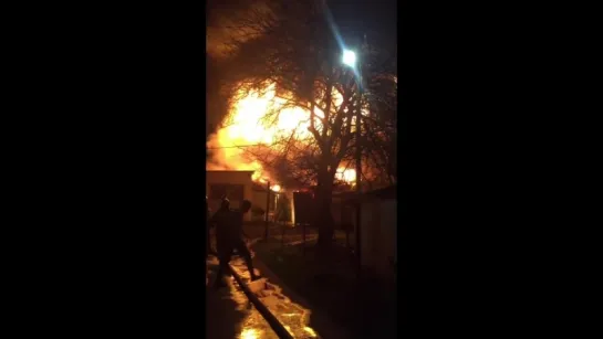 Пожар в Таганроге в гостинице Вишнёвый сад 8.4.2018 Ростов-на-Дону Главный