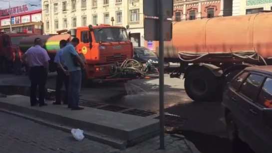 Тестирование ливнёвой канализации на Будённовском. 8.07.2016. Ростов-на-Дону