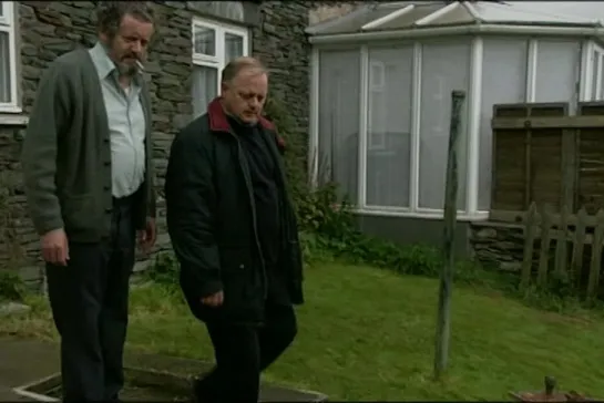 The Lakes.s02.e10