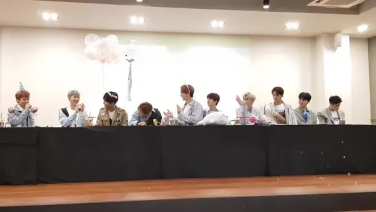 [180415] Fancam Pentagon talk