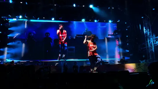 J. Cole - St. Tropez & G.O.M.D. (Dreamville Festival 2019 - Raleigh, NC - 4/6/19)