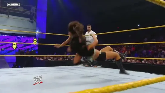 AJ (w/Primo) vs Maxine (w/Alicia Fox)