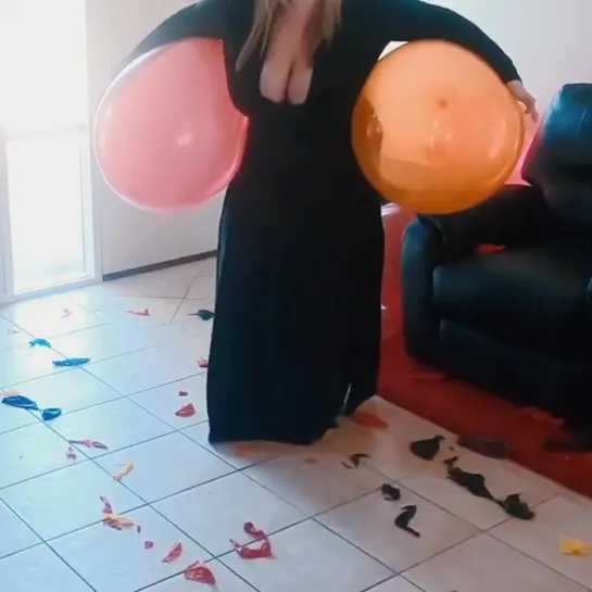 Double end of balloons