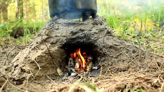 Печь - щепочница из глины Ракета _ Bushcraft Camp Clay Stove