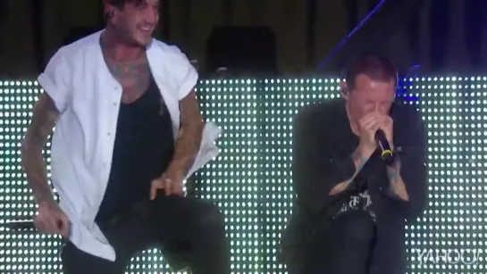 Linkin Park - Faint feat. Austin Carlile @Rock in Rio 2015