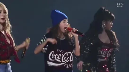 2NE1 - CAN'T NOBODY  - YG FAMILY POWER TOUR  TOKYO JAPAN