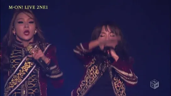 CLAP YOUR HANDS - (from 2014 2NE1 WORLD TOUR AON in JAPAN)