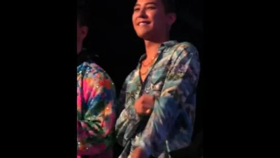 G-Dragon reaction on PSY "Daddy"  @MAMA 2015 [2]