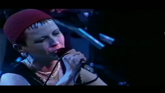 The Cranberries - Still Can't