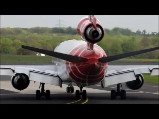 Thunderstorm Diversion. Martinair Cargo MD-11 rocket departure from Düsseldorf [720p]