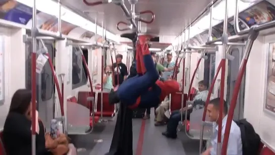 Spider-Man Versus Batman in Toronto [720p]