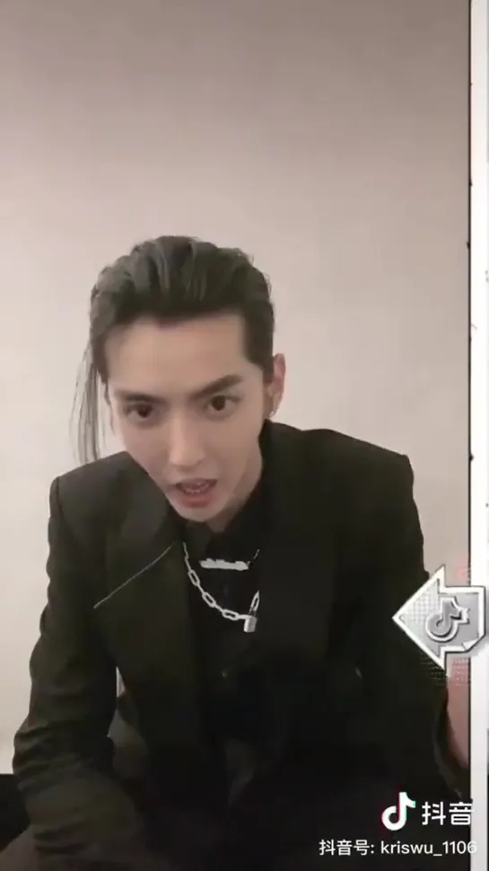 200620 @ Kris Wu Tik Tok Update