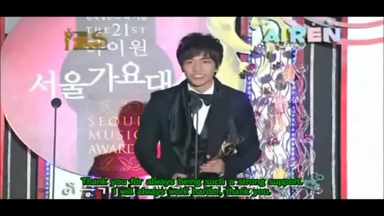 [ENG] Lee Seung Gi 이승기 - Seoul Music Awards 2012 (Popularity Award Win) [IwJbZIuHP4E]