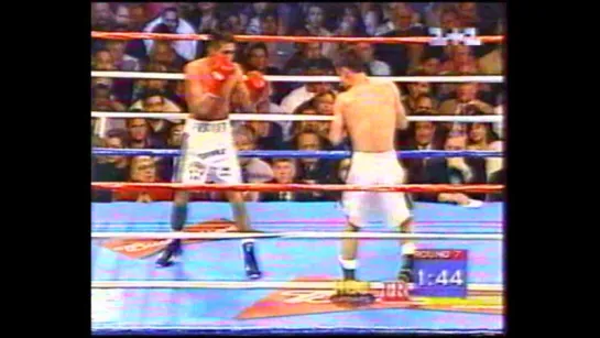 2001-07-28 Erik Morales vs In-Jin Chi (WBC Featherweight Title)