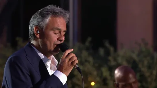 Andrea Bocelli - A Mano A Mano - Live _ 2012