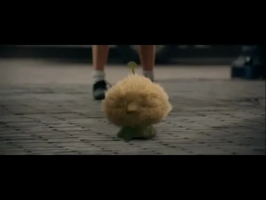 CJ7 (2008) Latino