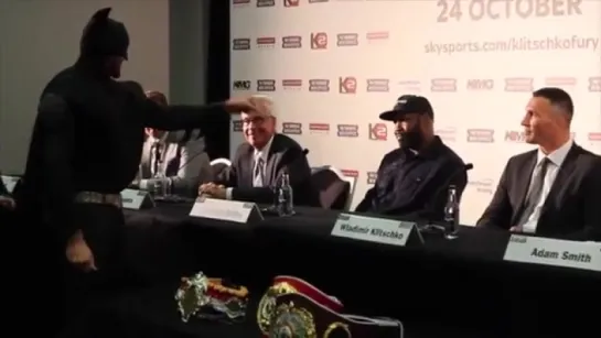 UNREAL! - TYSON FURY JUMPS OFF PRESS CONFERENCE TABLE TO BEAT UP THE JOKER IN FRONT OF KLITSCHKO