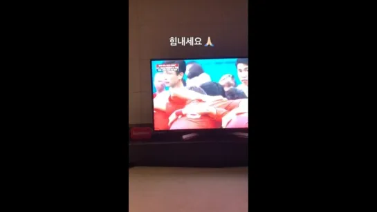 Instagram story by HIGHLIGHT • Jun 27, 2018 at 10:58 pm KST