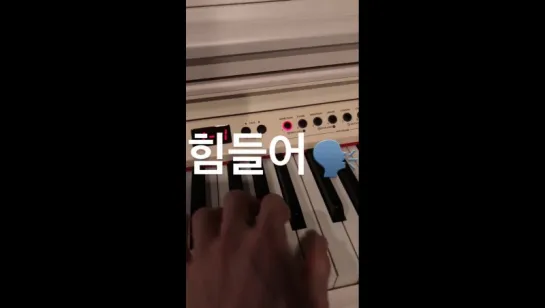 Instagram story by HIGHLIGHT • Jan 8, 2018 at 6:01 pm KST