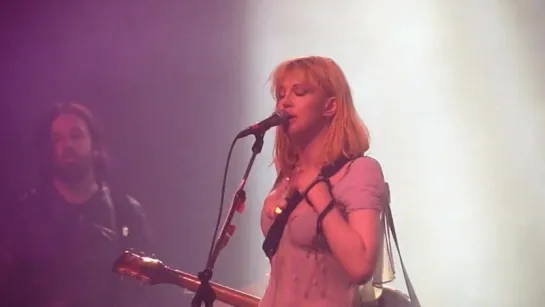 Hole - Nobody's Daughter [live]