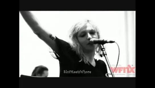 Courtney Love - Someone Else's Bed [live acoustic]