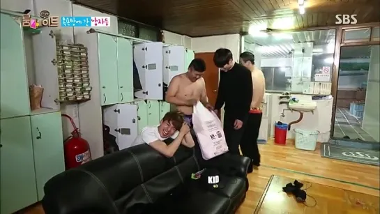 [150106] SBS Roommate Season 2 EP 14: Джексон и Кан Джун демонстрируют свой пресс