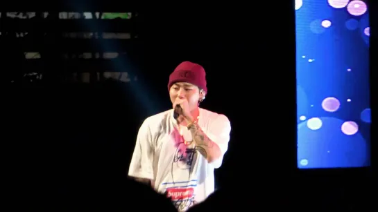 190919 ZICO - Bermuda Triangle (1st verse a capella) + Boys And Girls (@ Kangwon National University Festival 2019)