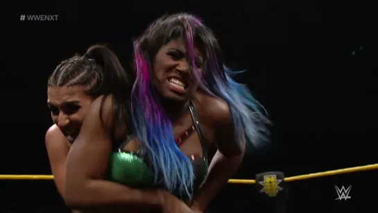 Ember Moon vs Sonya Deville (NXT Women's title)