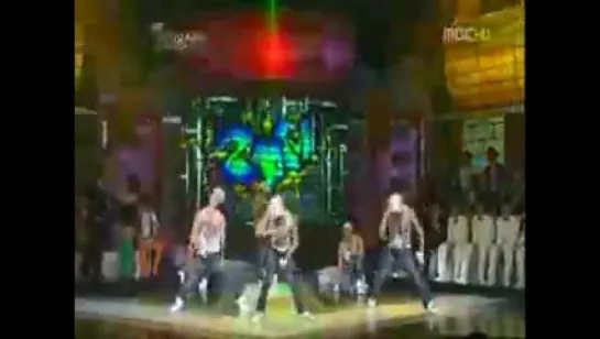 2PM dance to 'LOW'