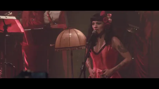 [Chile]    Mon Laferte - Tu Falta De Querer (En Vivo)  • 2016