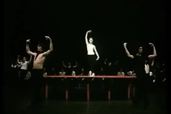 Maya Plisetskaya in Bolero  (Choreography by Maurice Béjart)  1975  Майя Плисецкая - Болеро