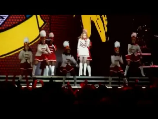 Madonna - Express Yourself / Born This Way [MDNA TOUR Montage]