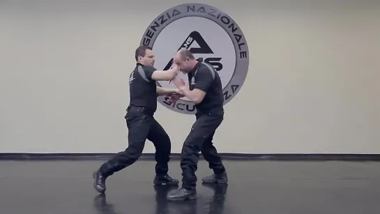 SELF DEFENSE - STS - Professional Close Combat Training for Police and Military