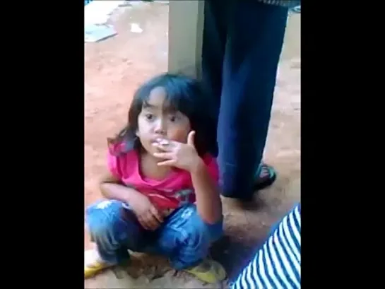 anak kecil aja bisa ngrokok