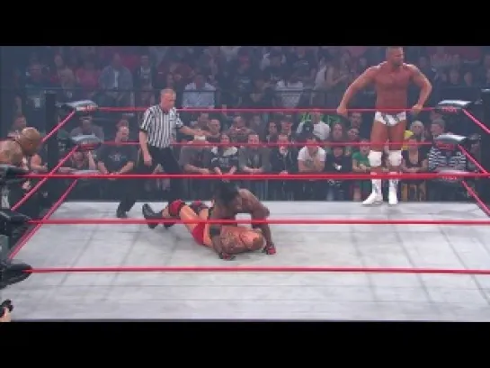 Devon & Pope vs Crimson & Matt Morgan (Final Resolution 2011) TNATION.RU