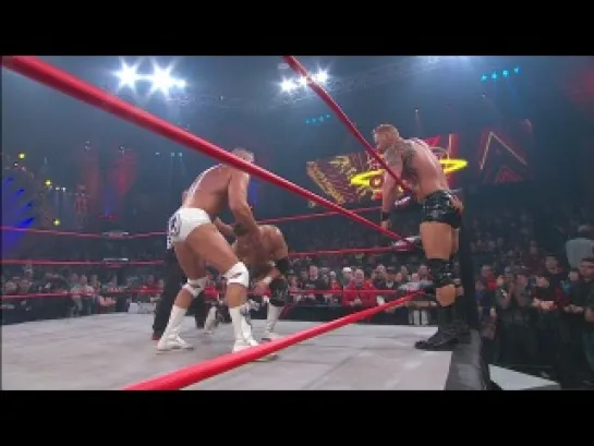 Magnus & Samoa Joe vs Crimson & Matt Morgan (AAO 2012) TNATION.RU