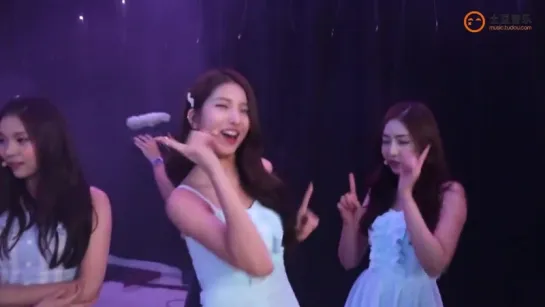 150910 Behind The Show GFRIEND dance to T-ARAs So Crazy Cut