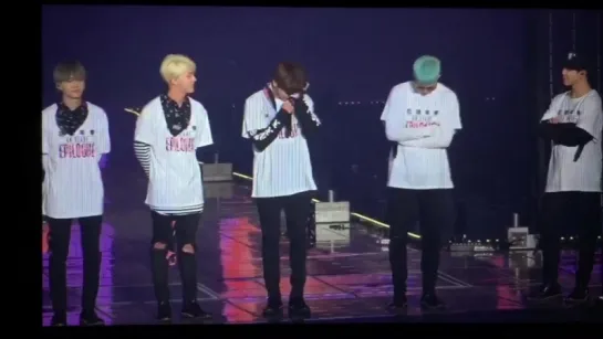 [FANCAM] 160507 Jungkook @ 화양연화 on stage : epilogue>