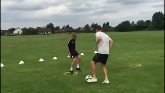 Premier League Academy Baller - 4 1on1 training drill ideas