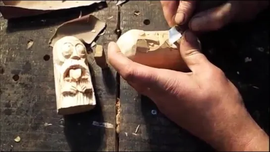 Смешные пучеглазые статуэтки. резьба по дереву.wood carving, sculpture, funny face