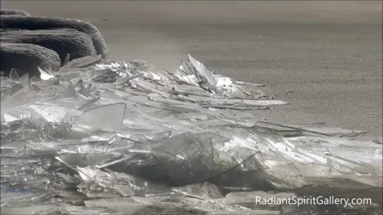 Lake Superior Ice Stacking (Feb. 13, 2016)