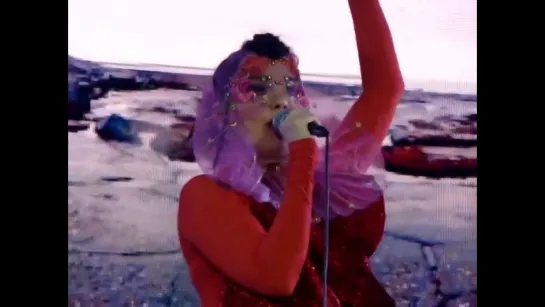 Björk - Stonemilker - live in Berlin (2015) - Bjork