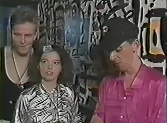 Sugarcubes: Chicago News Footage 1988 (interview & live cuts) - Bjork