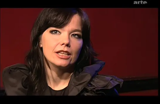 Bjork interview on Music Planet 2Nite (2002) part 2