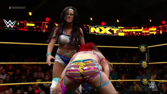 Asuka vs Santana Garrett